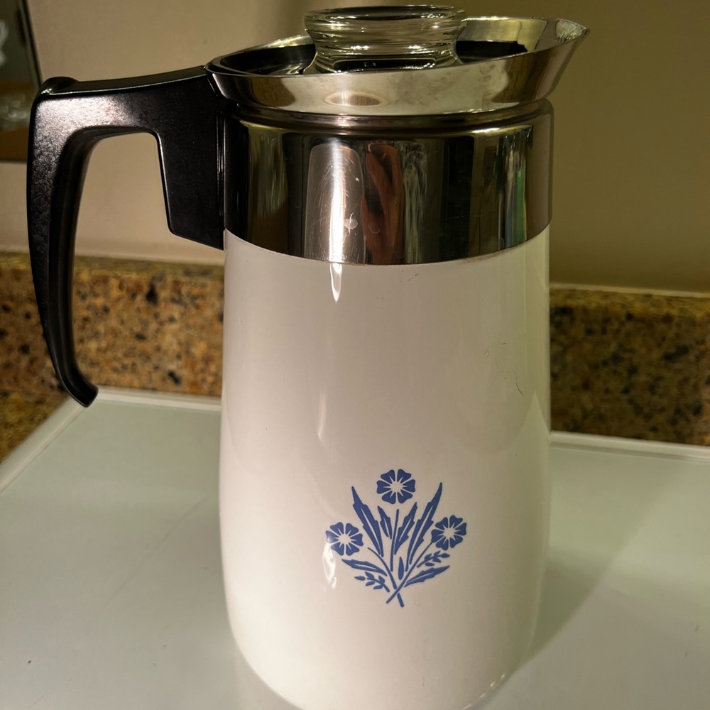 Corningware Blue Cornflower 9 Cup Coffee Pot with Original Inside Parts - Picture 11 of 12
